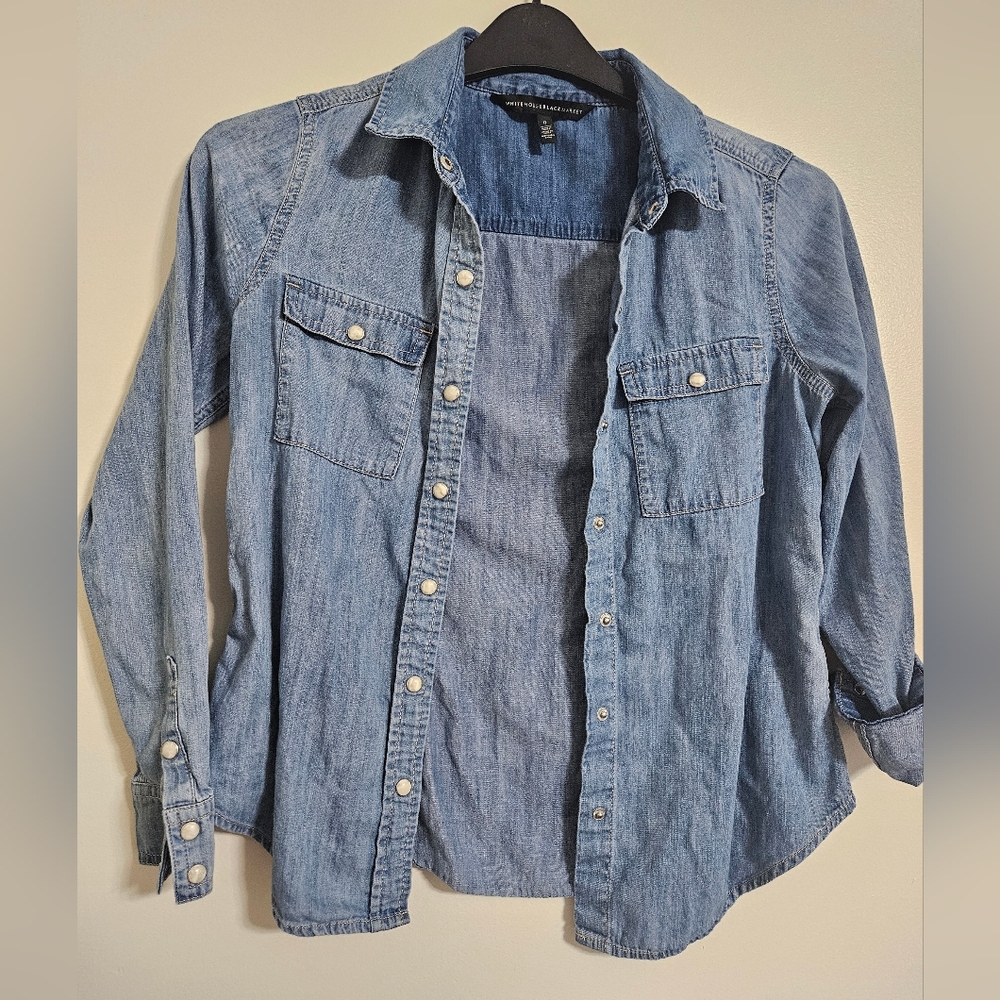 Women's WHBM Denim Western Pearl Cowboy Button Down Long Sleeve Shirt Sz 0